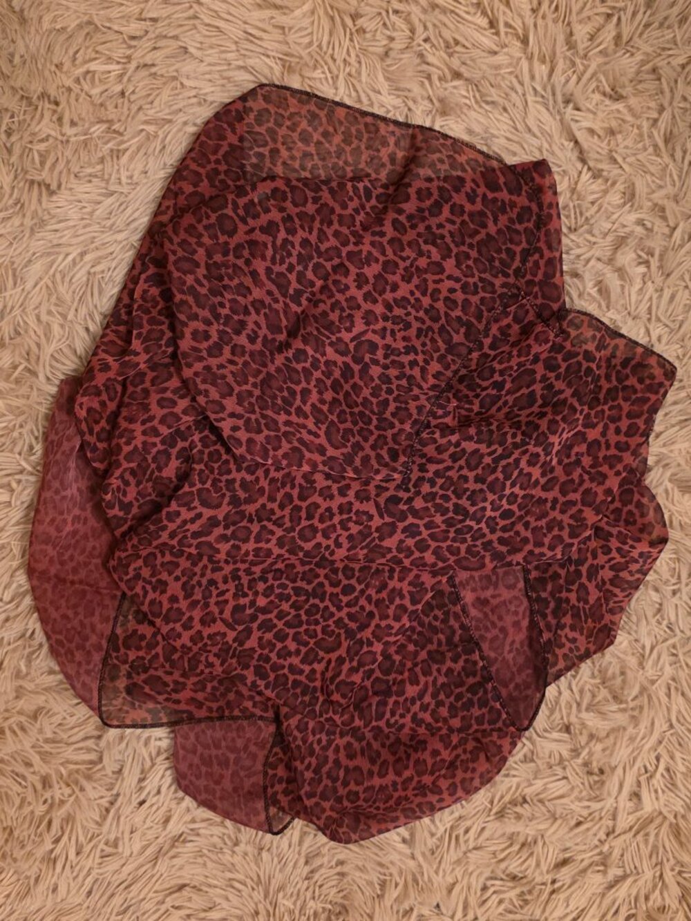 Red Leopard Silky Pashmina NWOT
